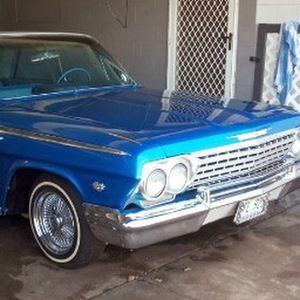 Meet your Posher, Lowen